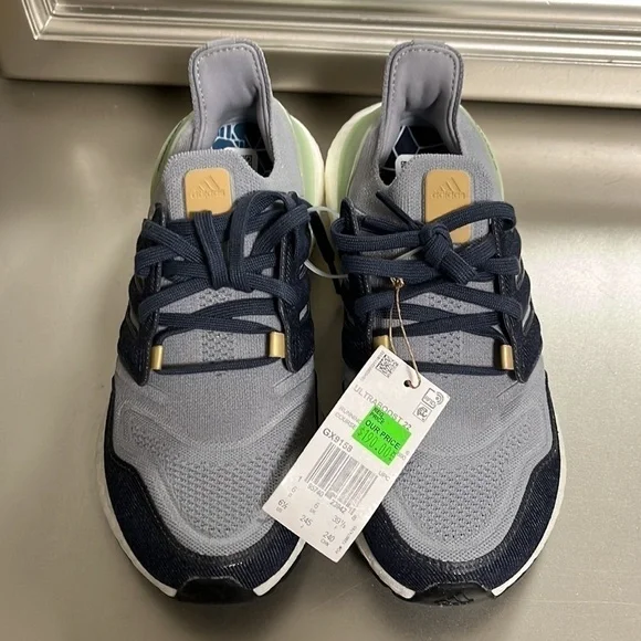 Men Size 6.5 Brand New adidas Ultra Boost 22 Halo Silver color GX9158 Women 8